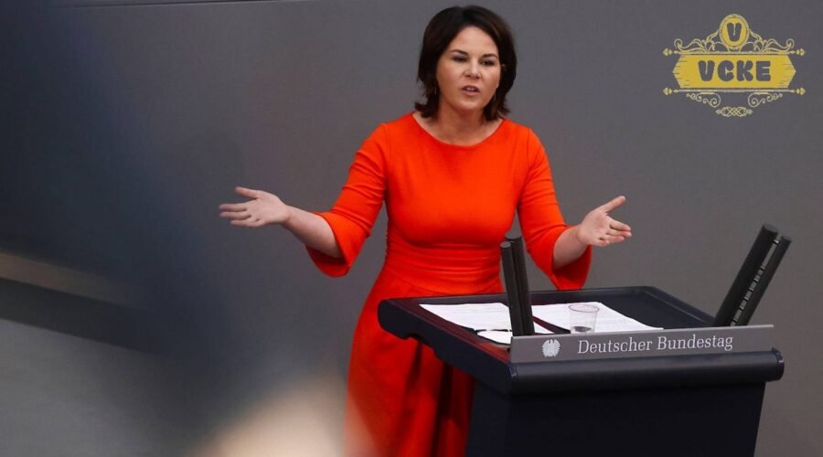 Annalena Baerbock Figur